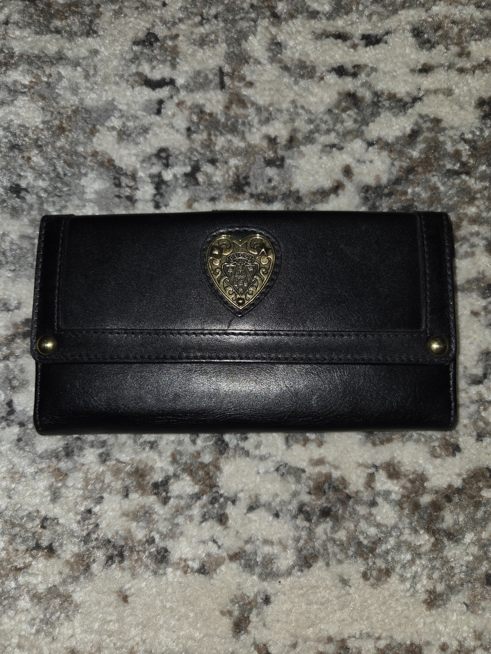 Vintage Gucci Heart Crest Black Leather Long Wallet 2000s